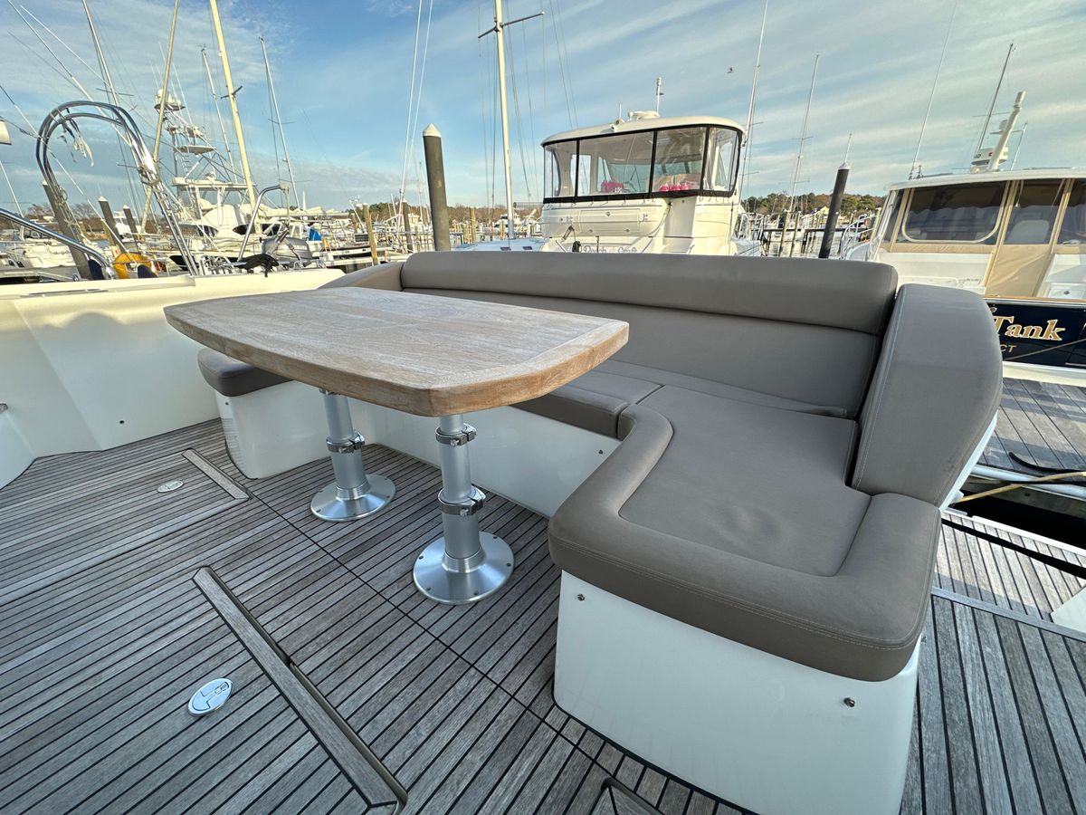 2015 Prestige 50 