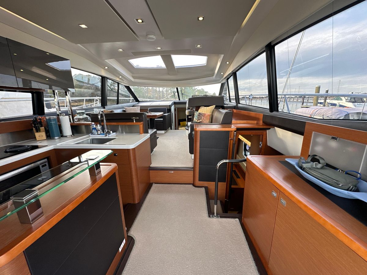 2015 Prestige 50 