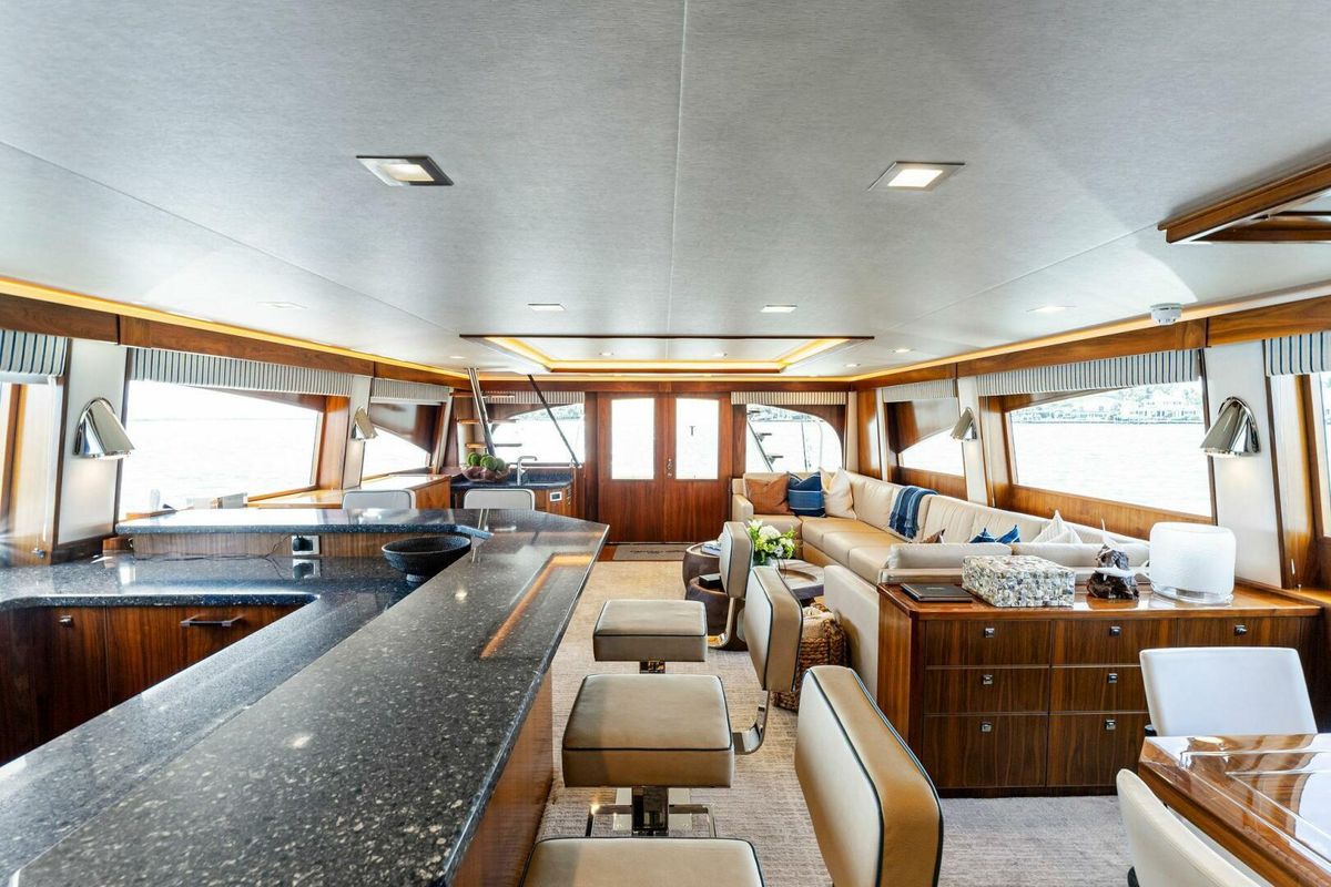 2017 Viking 92 