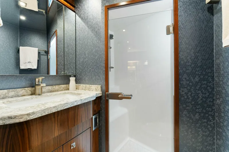 Aussie Rules Yacht Photos Pics 