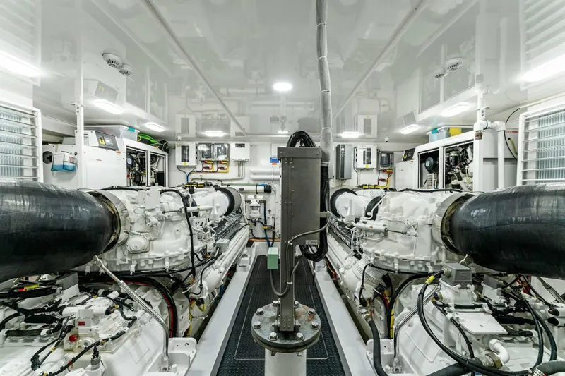 Aussie Rules Yacht Photos Pics 