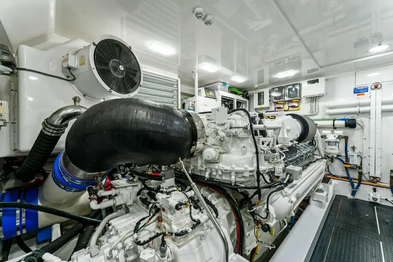 Aussie Rules Yacht Photos Pics 