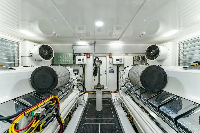 Aussie Rules Yacht Photos Pics 