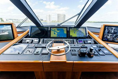 Yacht