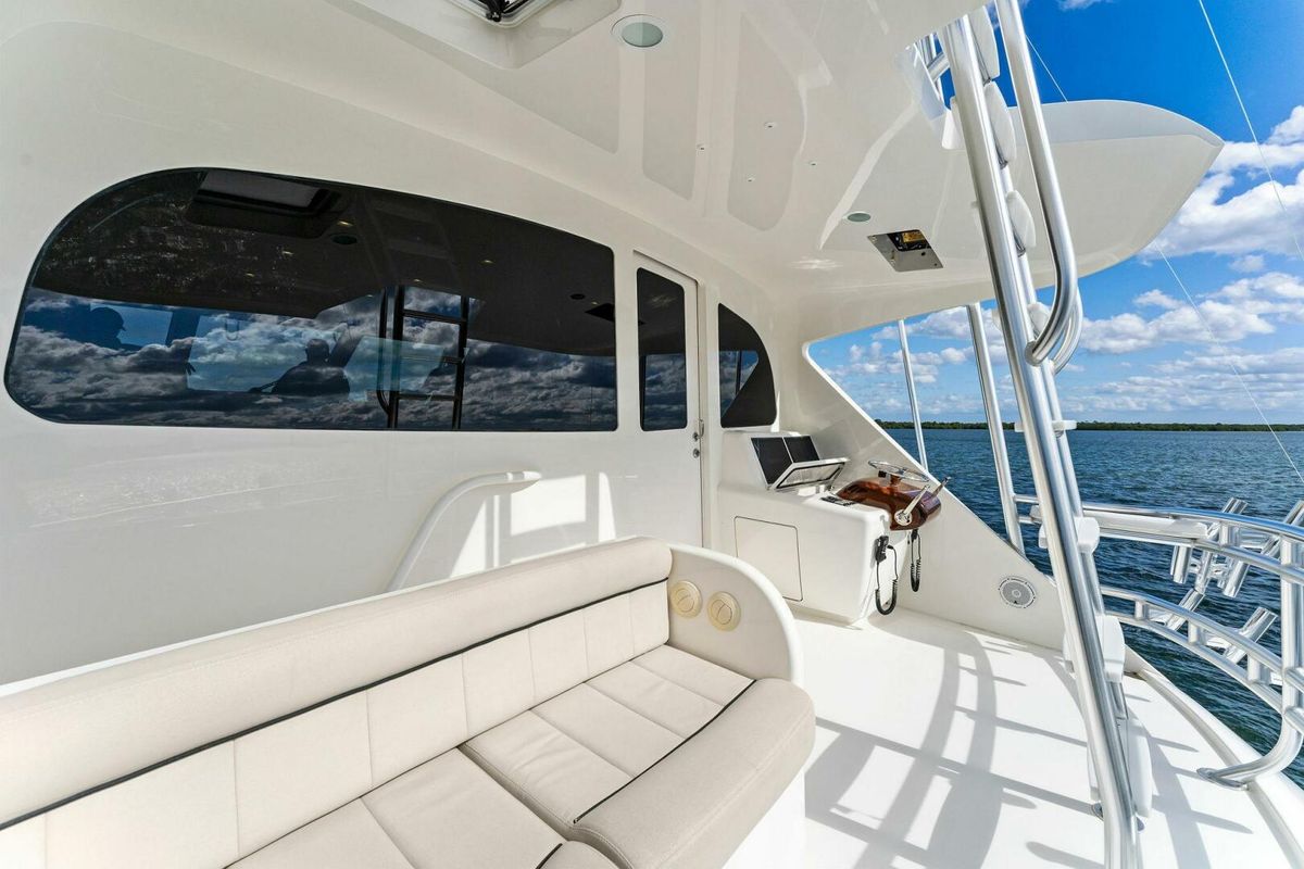2017 Viking 92 