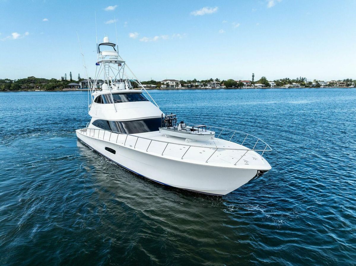 2017 Viking 92 