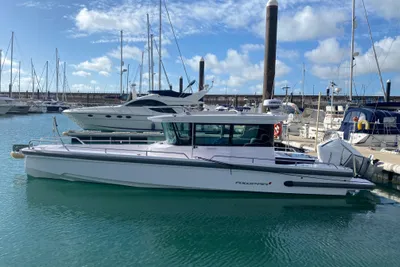 2024 Axopar 28 Cabin