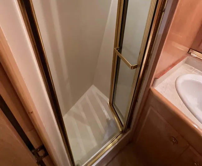 Troubadour Yacht Photos Pics 