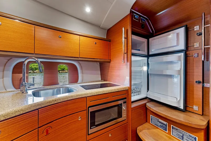 About Today Yacht Photos Pics 