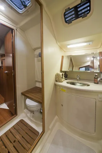 Joint Venture Yacht Photos Pics 