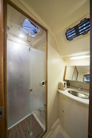 Joint Venture Yacht Photos Pics 