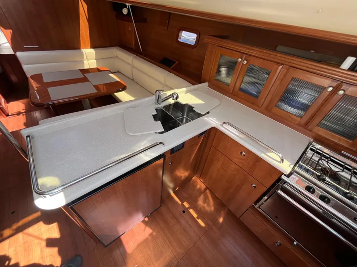 Joint Venture Yacht Photos Pics 