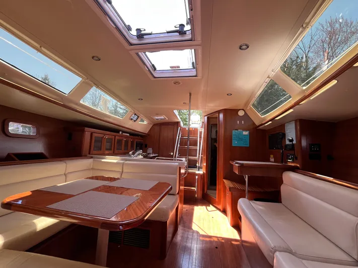 Joint Venture Yacht Photos Pics 