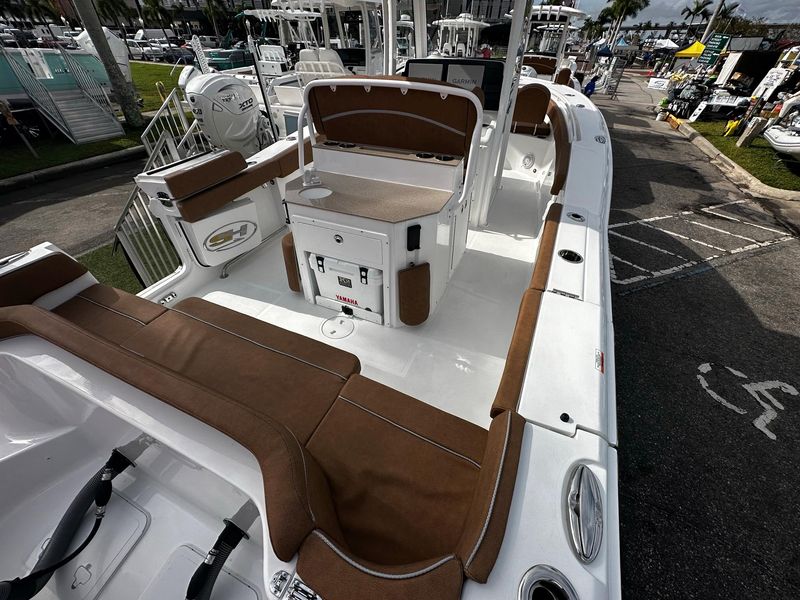 2024 Sea Hunt Ultra 275 SE