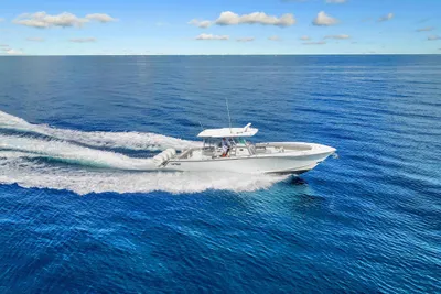 Mako 414 CC Bluewater Family Edition