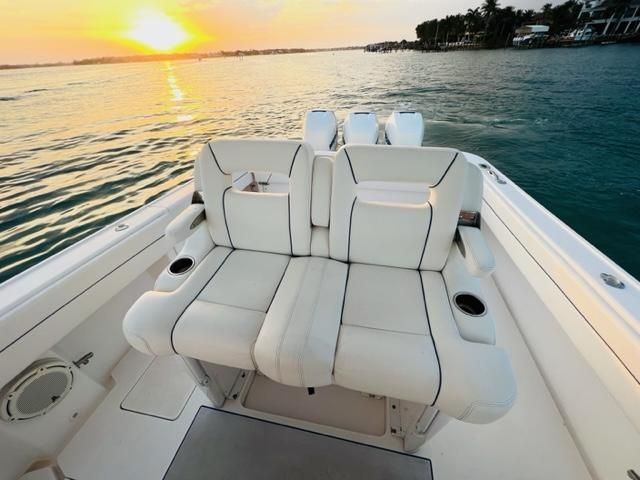 2013 Intrepid 375 Center Console