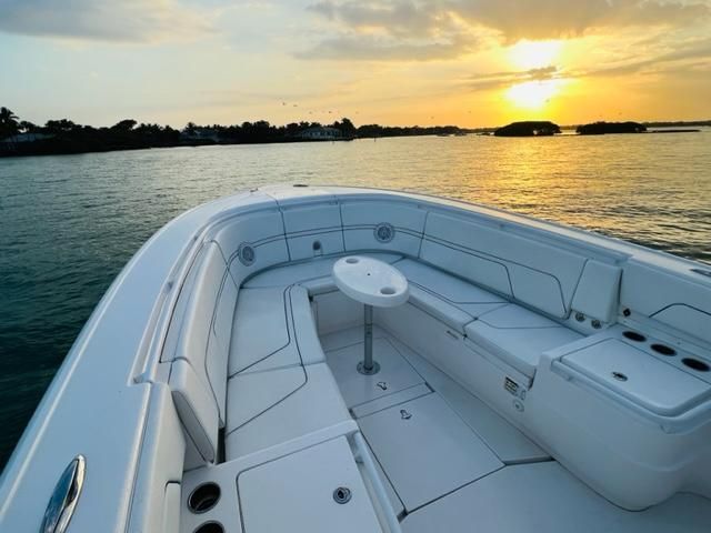 2013 Intrepid 375 Center Console