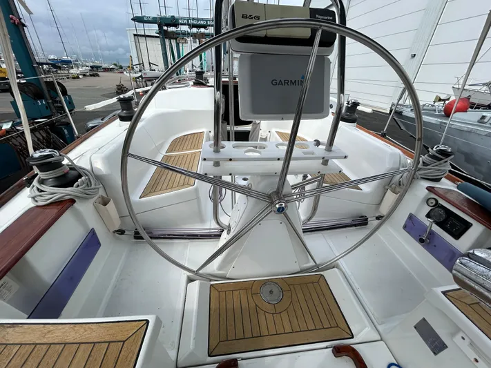 Wild T'ing Yacht Photos Pics 