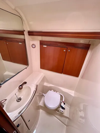 Wild T'ing Yacht Photos Pics 