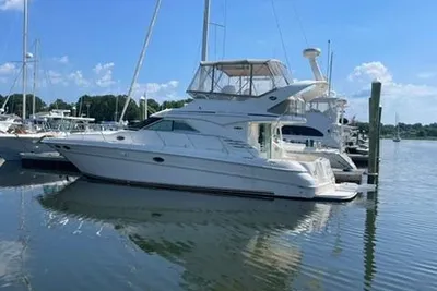 Sea Ray 400 Sedan Bridge