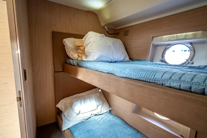 Good Deeds Yacht Photos Pics 