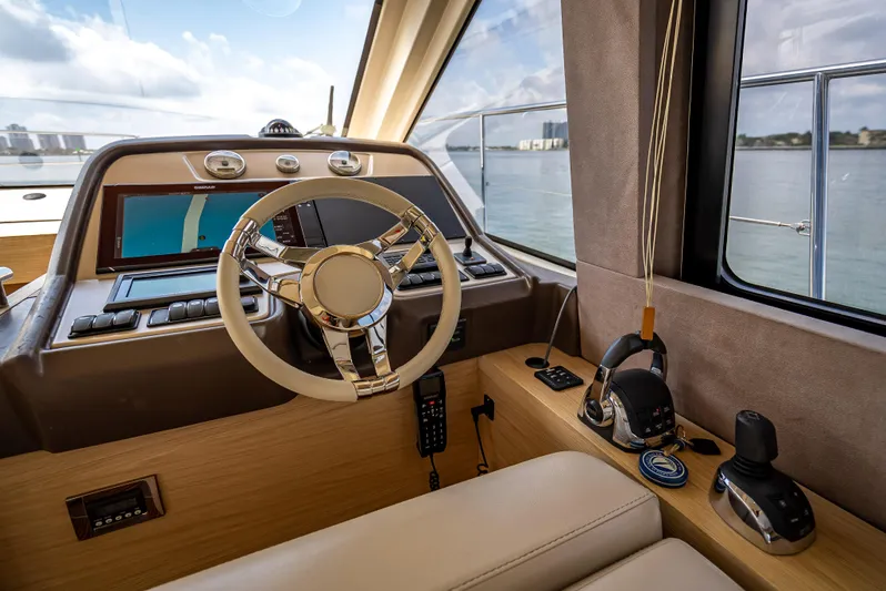 Good Deeds Yacht Photos Pics 