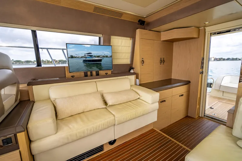 Good Deeds Yacht Photos Pics 