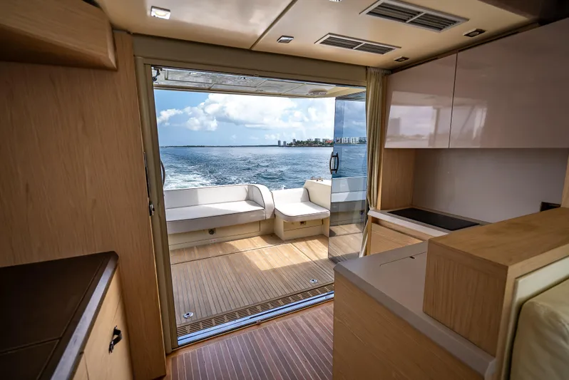 Good Deeds Yacht Photos Pics 