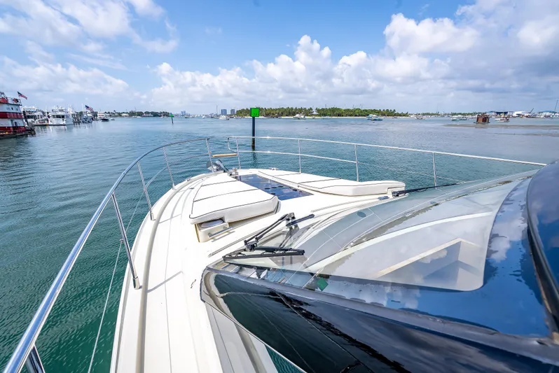 Good Deeds Yacht Photos Pics 