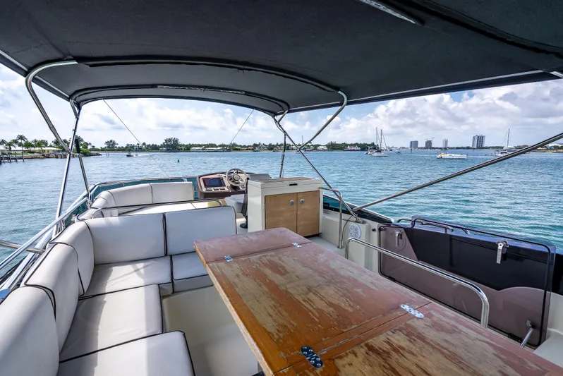 Good Deeds Yacht Photos Pics 