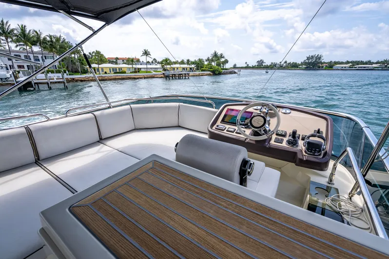 Good Deeds Yacht Photos Pics 