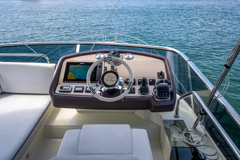 Good Deeds Yacht Photos Pics 