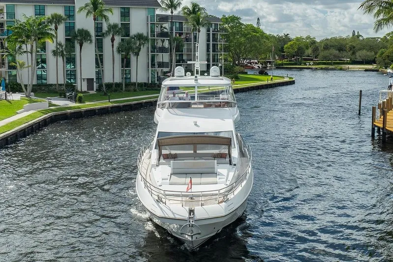 Yacht Photos Pics Luxury Azimut GRANDE 25 METRI yacht cruising through a scenic waterway, 2022 model.