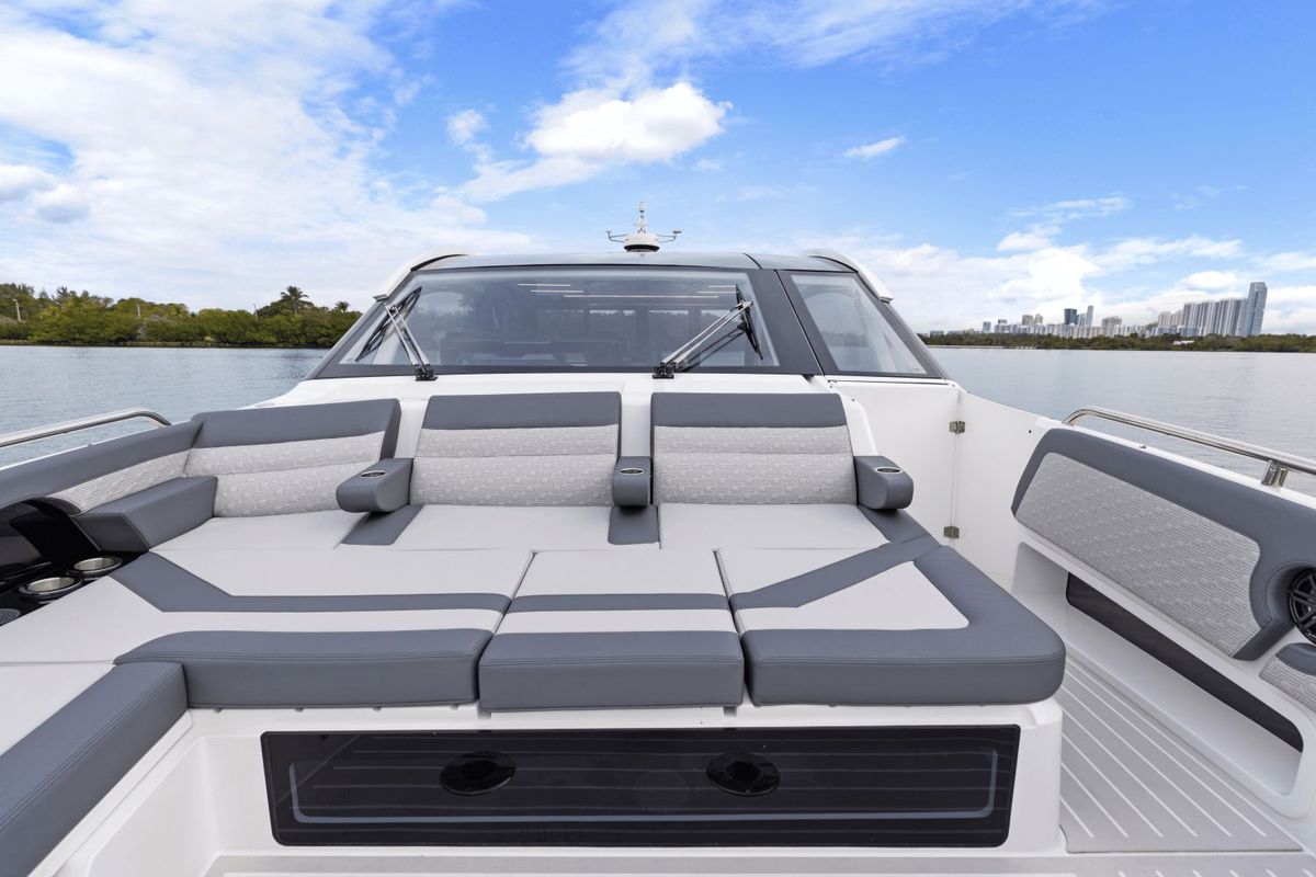 2025 Galeon 43 