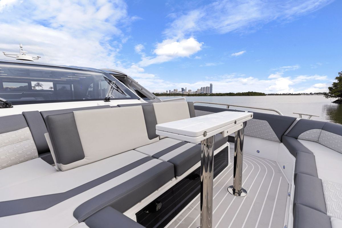 2025 Galeon 43 