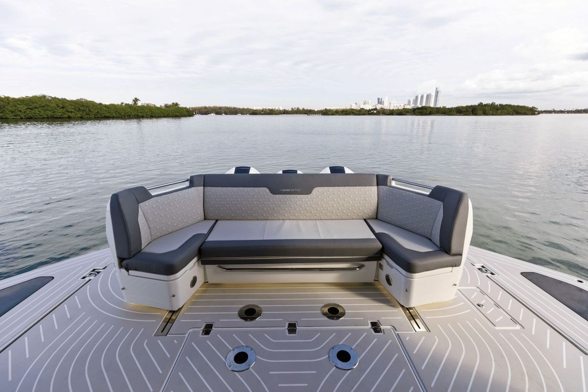 2025 Galeon 43 