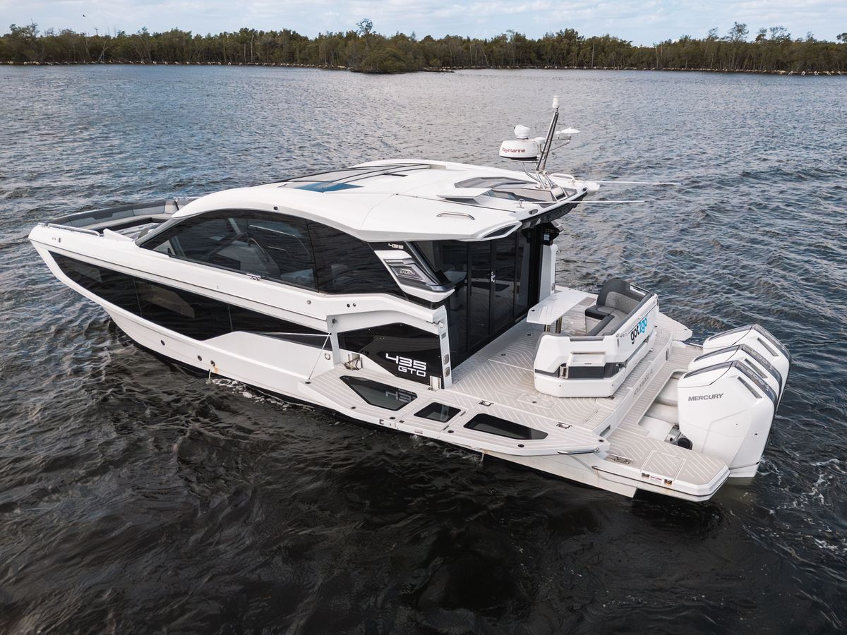 2025 Galeon 43 