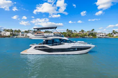 Galeon 480 Fly