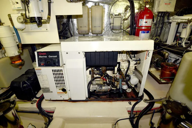 Viviendo El Sueño Yacht Photos Pics 