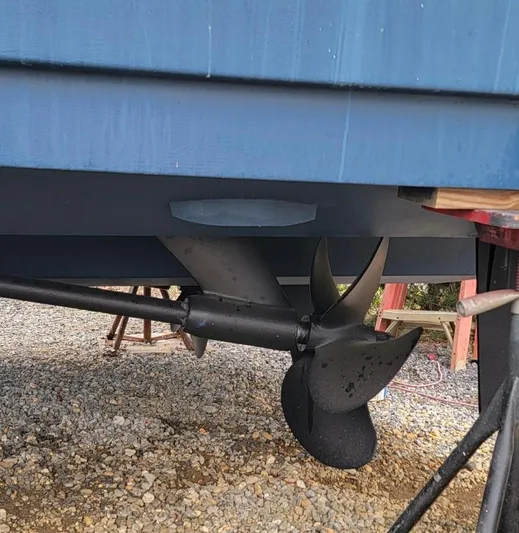 Empty Pockets Yacht Photos Pics 