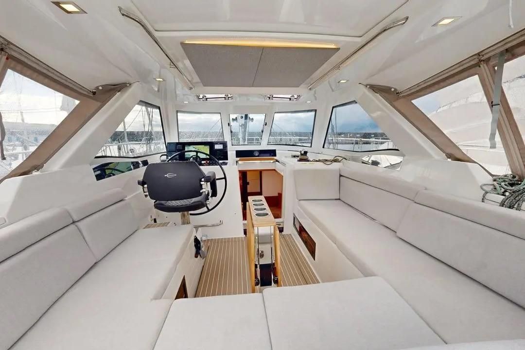 2023 Amel 54 