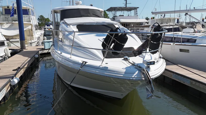 Debs Dinghy Yacht Photos Pics 2007 Sea Ray 40 Motor Yacht docked at marina, front view.