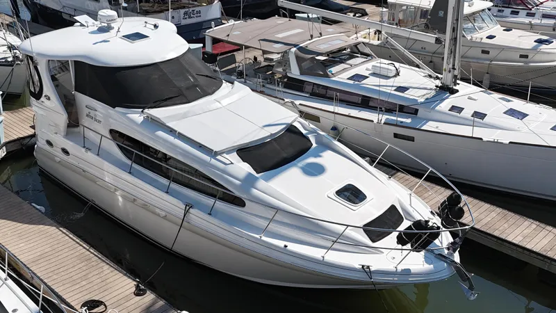 Debs Dinghy Yacht Photos Pics 2007 Sea Ray 40 Motor Yacht docked at marina, aerial view.
