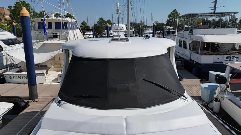 Debs Dinghy Yacht Photos Pics 2007 Sea Ray 40 Motor Yacht docked at marina, front view.