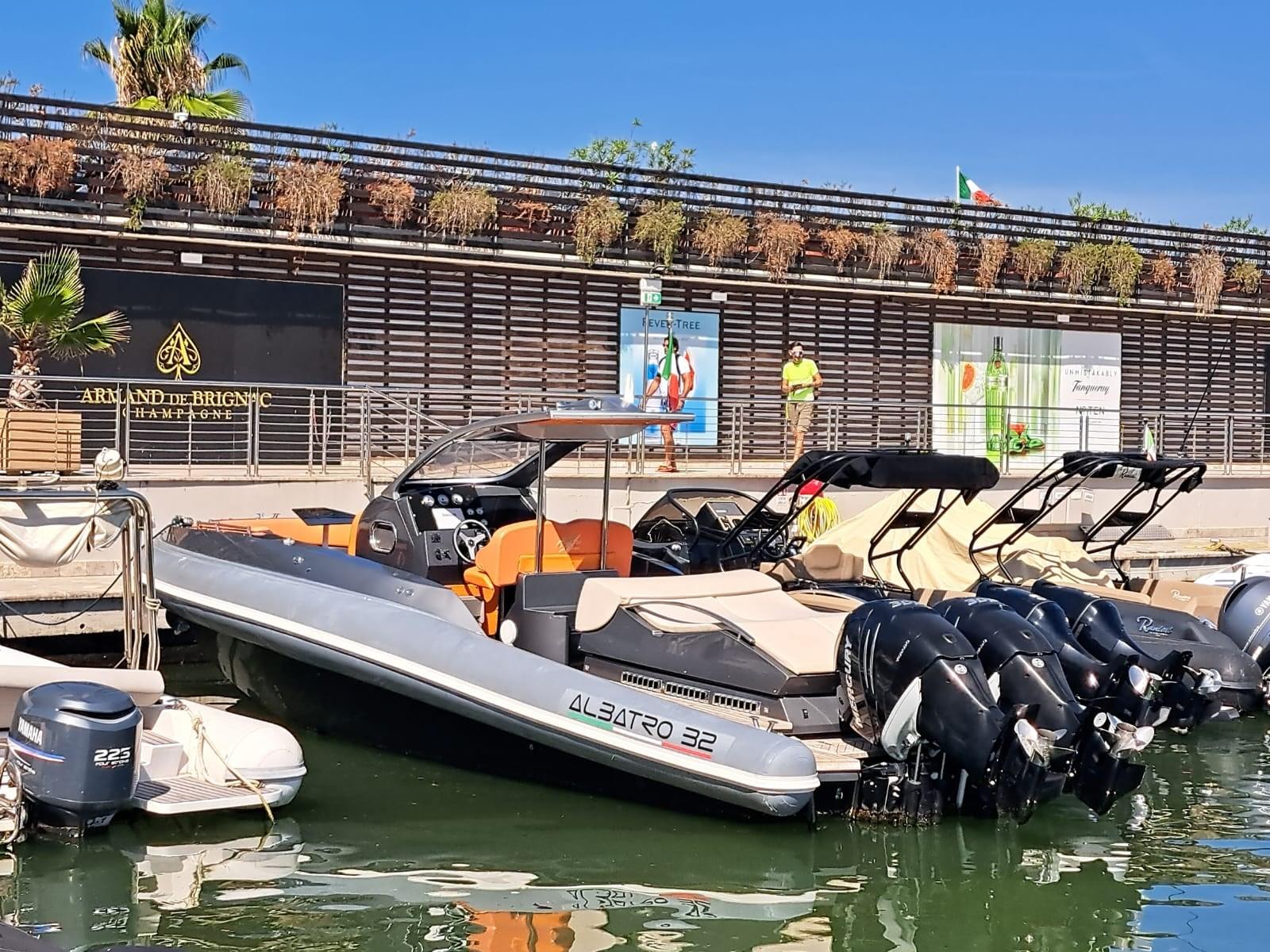 2017 Custom Albatro International 32 Open FB