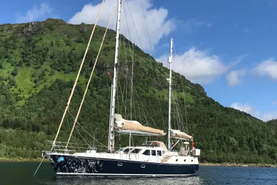 Bruce Roberts Custom Built Voyager 542