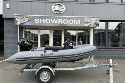 2017 Grand Ribs Grand S330S met Suzuki 20 pk