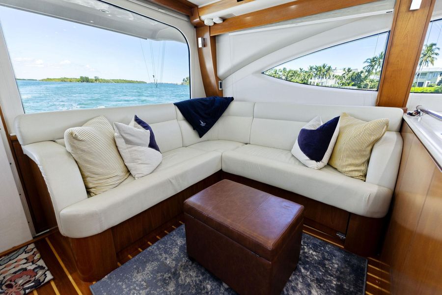 2011 Tiara Yachts 4800 Convertible