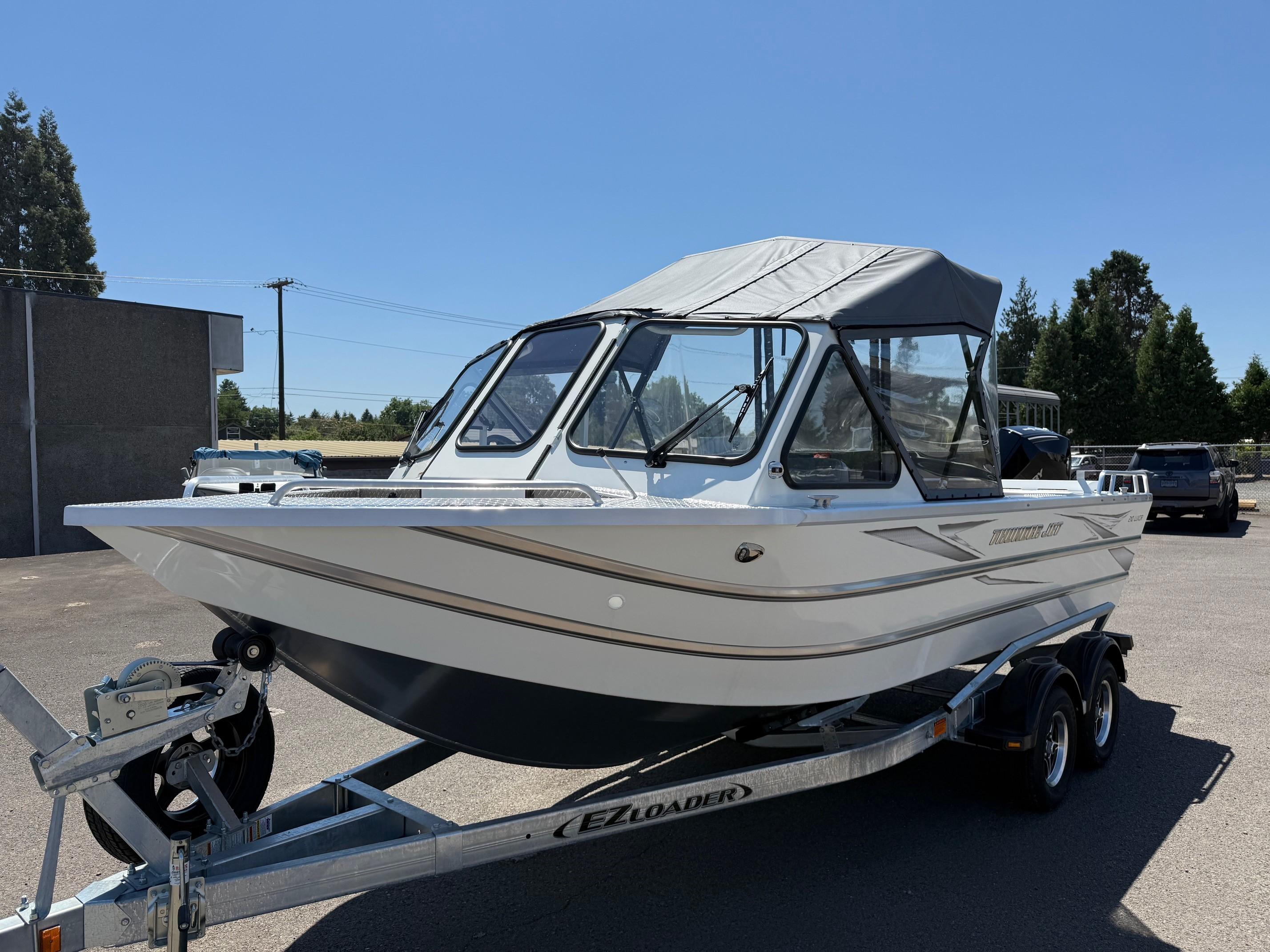 Thunder Jet 210 Luxor