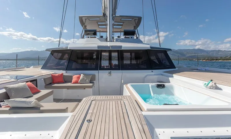  Yacht Photos Pics Manufacturer Provided Image: Manufacturer Provided Image: Manufacturer Provided Image: Manufacturer Provided Image